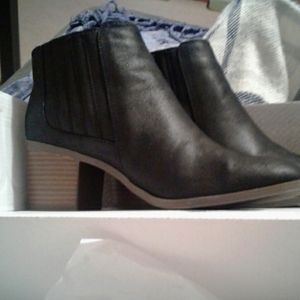 Women's boots